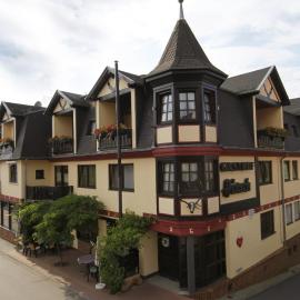 Hotel Hirsch, hótel í Rothenberg