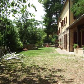 Agriturismo La Casa della Lavanda - Il Casale, hotel in Monte San Vito
