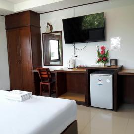 โรงแรมฟ้าพราวฝน Fah Proud Fon Hotel
