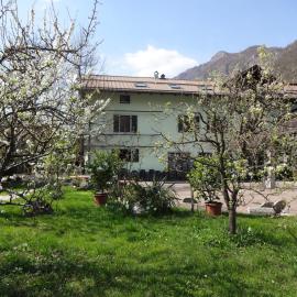 Fedrig Private Rooms & Apartment, hotel u gradu Kobarid