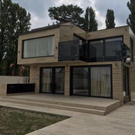 The Lake House, hotel a Fonyód