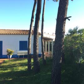 Casalmograve beach house, hotel in Almograve
