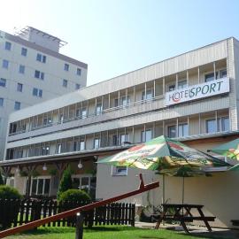 Hotel Sport, hotel di Stěti