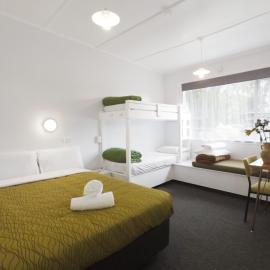 Cosy Cottage Thermal Holiday Park, hotel in Rotorua