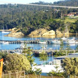 Snug Cove Villas, hotel i Eden