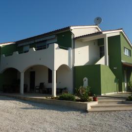 Apartment Greeny, hotel em Galižana