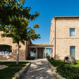 Officina del Sole, hotel en Montegiorgio