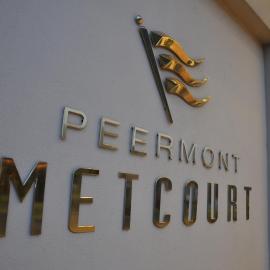 Peermont Metcourt at Emperors Palace, hotel v destinaci Kempton Park