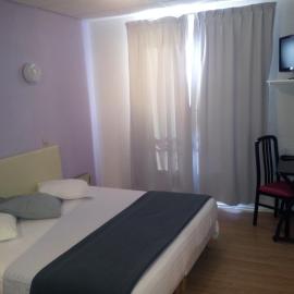 Le Clos Fleuri, hotell i Bourg-de-Thizy