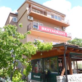 Apartments Adria