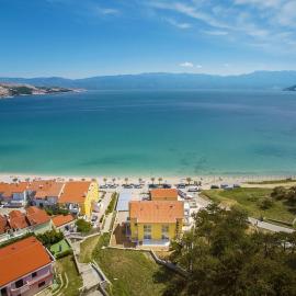 Apartments Capic Niko, khách sạn ở Baška