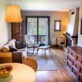 Casa Sollevante, hotel in Sesué