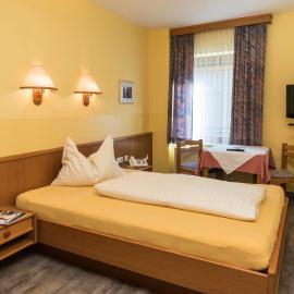 Lavilo Hotel Straßgang, hotel i Graz
