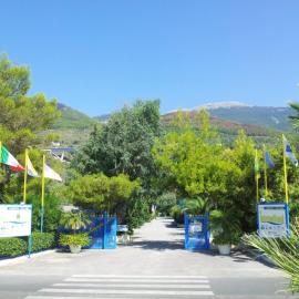 International Camping Village, hotel u gradu Praja a Mare