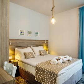Beachside Apartment in Plakias centre!