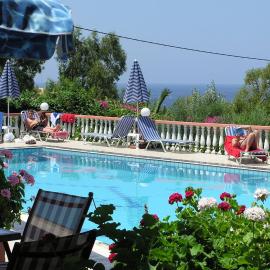 Knossos, хотел в Панормос Ретимно
