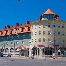 Europa Hotel És Étterem, hotell i Nyíregyháza