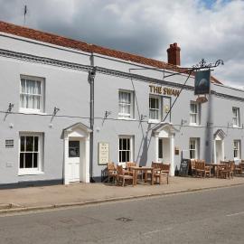Swan Hotel by Greene King Inns, hotel a Thaxted