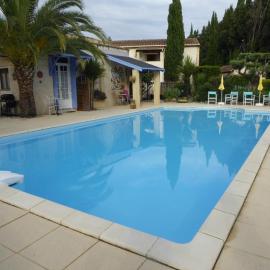 Mas Saint Antoine, hotel i Rognonas