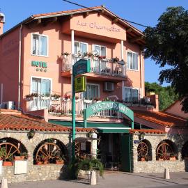 Logis Hôtel Restaurant les Charmettes