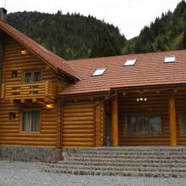 Pensiunea Izbucul Tauz, hotel u gradu Gheţari