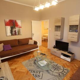 Viola Apartment