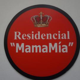 Residencial Mamamia, ξενοδοχείο σε Τάκνα