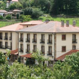 Hotel Valle Las Luiñas, хотел в Сото де Луиня