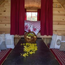 Camping-Erbenwald, hotel a Neubulach