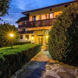 Guesthouse Hitar Petar, hotel Gabrovóban