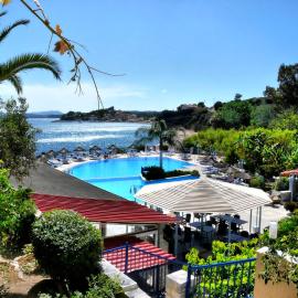 Hotel Golden Sun, hotel em Finikounta