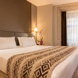 Dorma Almada Porto