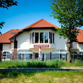 Rezydencja Lux, hotel en Rewa