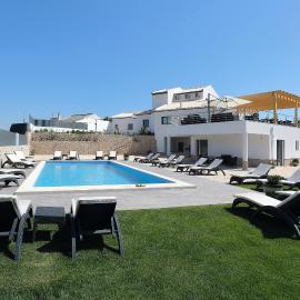 Sunfield Guest House - Only Adults