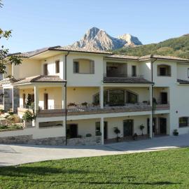 Locanda Del Parco Hotel, hotel a Colledara