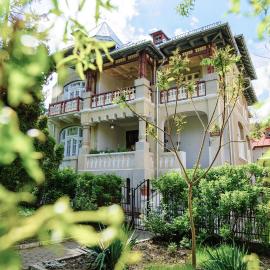 Vila Lili, viešbutis mieste Băile Govora