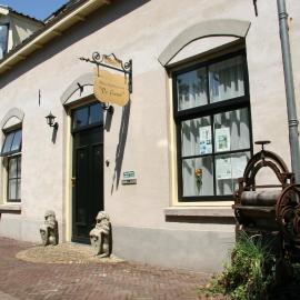Hanzestadslogement "De Leeuw", logies in het centrum van Deventer, hotel em Deventer