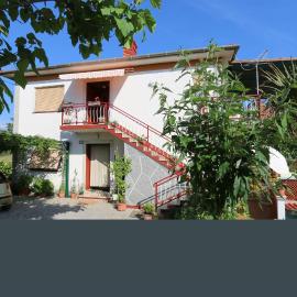 Apartment MIHAJIC M, hotel a Klimno