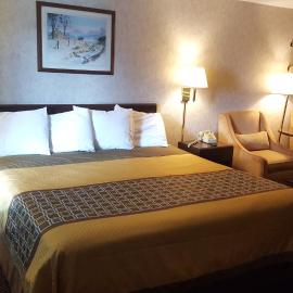Budget Host Inn Somerset، فندق في سومرست