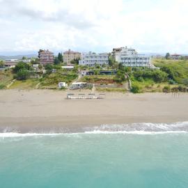 Mavi Cennet Camping Caravan, hotel Kızılotban
