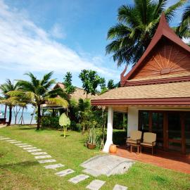 Ayara Villas - SHA Extra Plus, hotel in Khao Lak