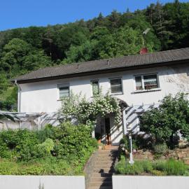 Ferienwohnung Drehwald: Rinnthal şehrinde bir otel