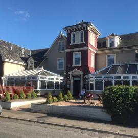 Chieftain Hotel, hotel em Inverness