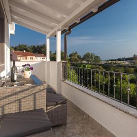 Apartments Hajl