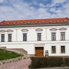 Brigadéros Vendégház, Hotel in Siklós