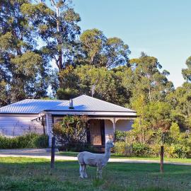 Araluen Park Cottages, hotel in Lakes Entrance