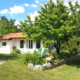 Holiday Home Slavi, Hotel in Vipava