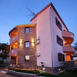 Villa Dalmatino, hotel a Pakoštane