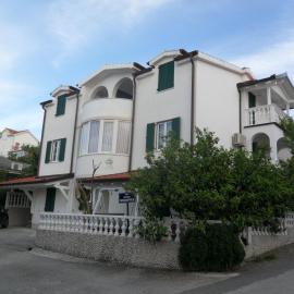 Vila Mateja, ξενοδοχείο στο Τρογκίρ