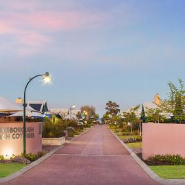 Dunsborough Beach Cottages, מלון בדנסבורו